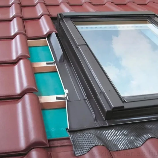 Fakro EZV-A burkolókeret hullámos tetőfedő anyagokhoz 114x118 cm 10